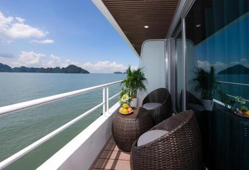 سوییت جونیور با بالکن, Catherine Cruises Ha Long Bay