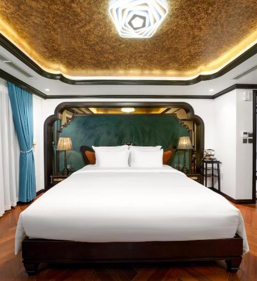سوئیت با بالکن, Catherine Cruises Ha Long Bay