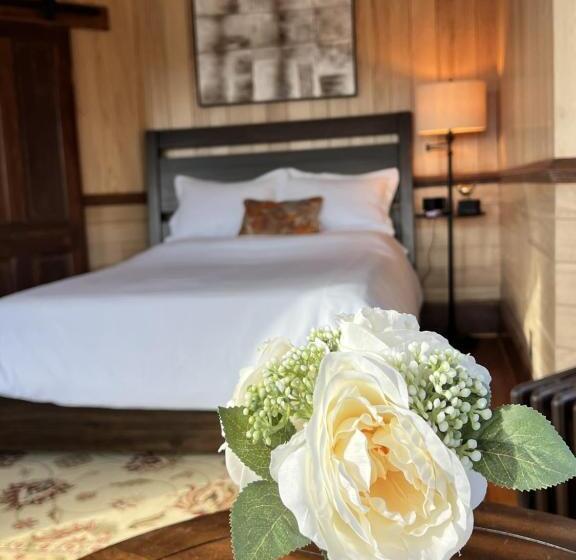 Номер Deluxe, Monterey Inn