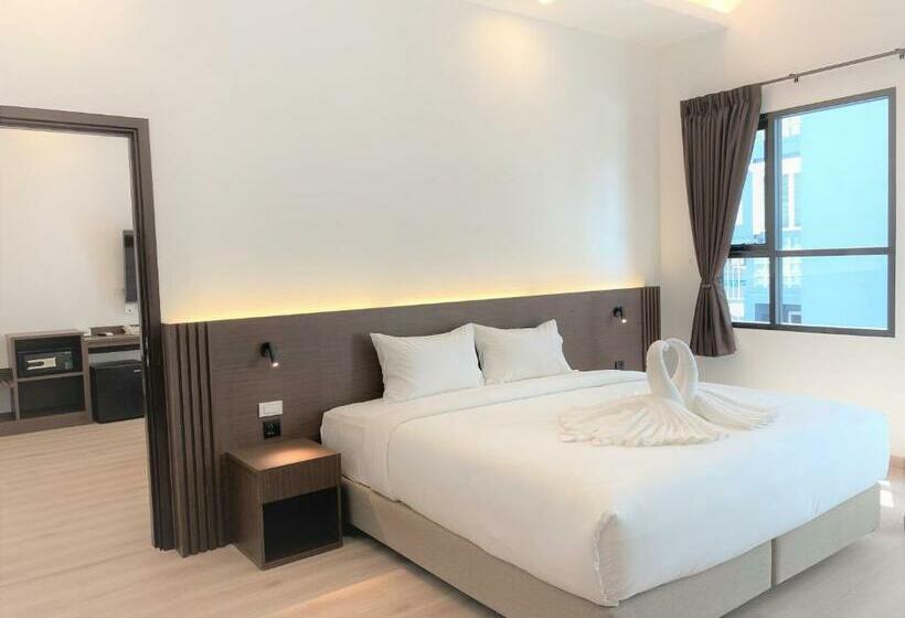 家庭间, Geen Hotel Chonburi