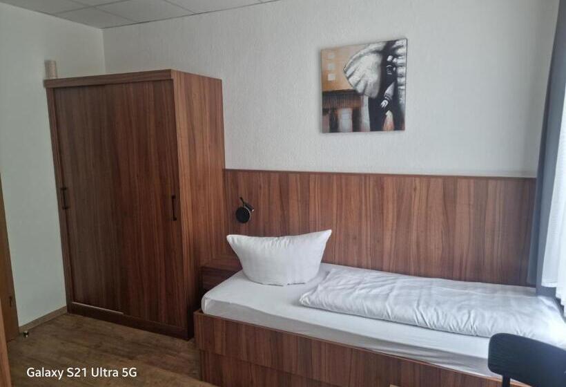 Номер Стандарт, 1a Hotel Zimmer Frei