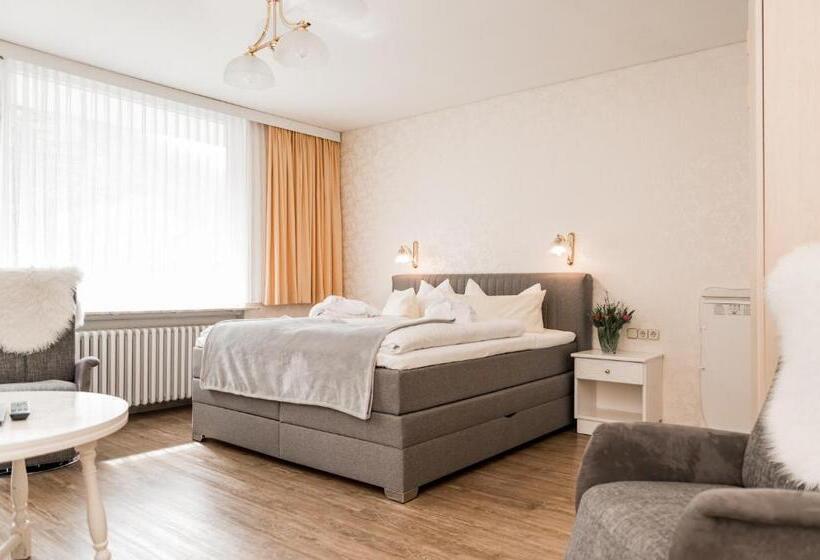 Номер Superior с Балконом, Parkhotel Weber Müller