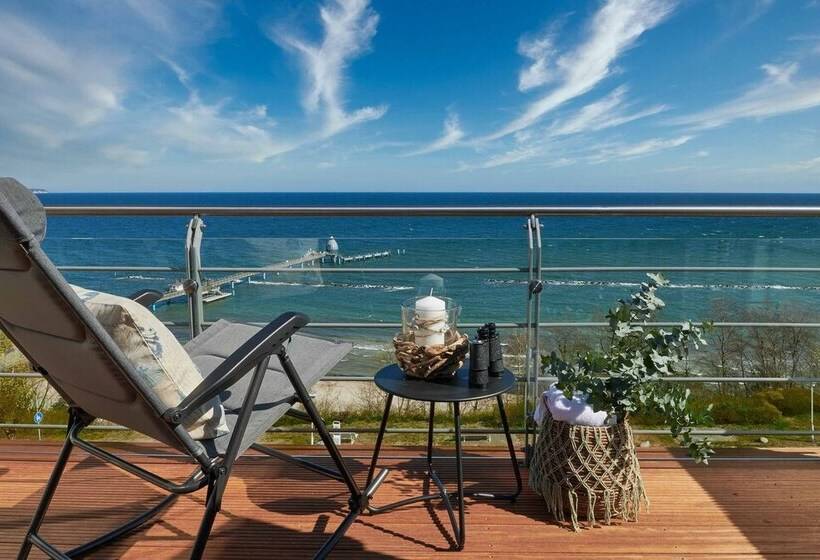 小型套房带海景, Seeschloss Sellin
