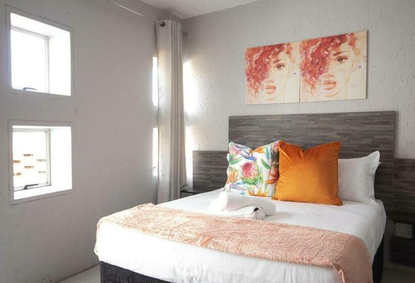 스탠다드 룸, Lapeng Hotel, Conference And Wedding Venue