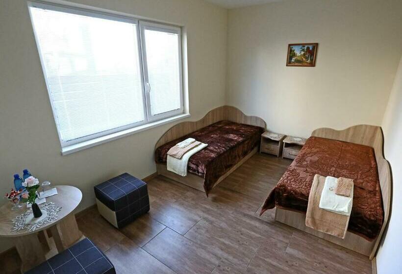 اتاق استاندارد, Juro Guest House