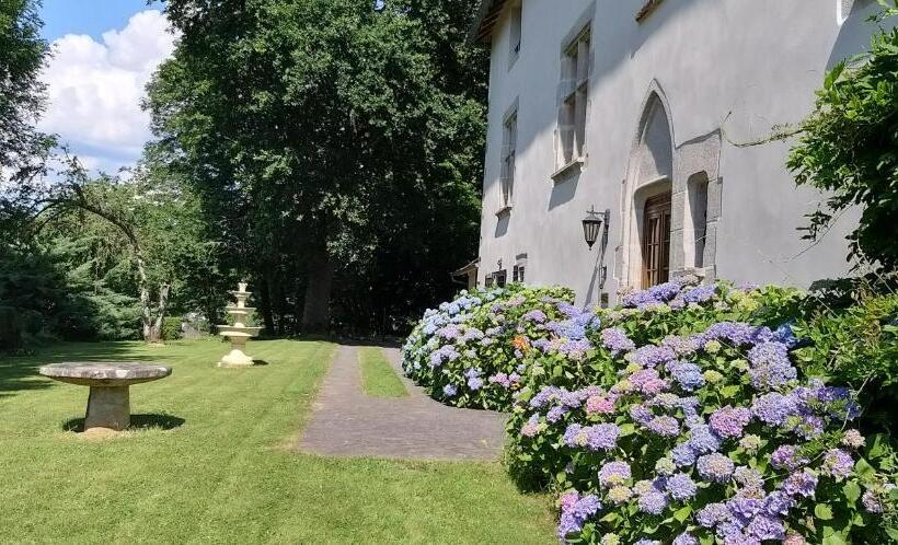 Номер Deluxe, Manoir Xv Domaine De Peyrafort