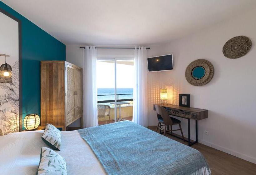 Номер Стандарт Вид на Море с Террасой, Cap Riviera Hotel & Restaurant Saint Aygulf
