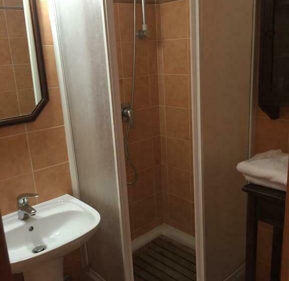 اتاق اکونومی یک تخته, Airport Torre Clementina Inn