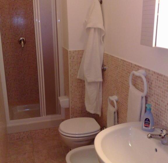 Четырехместный Номер Стандарт, B&b New Triscele