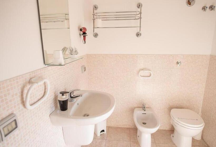 Номер Стандарт Трехместный, B&b New Triscele