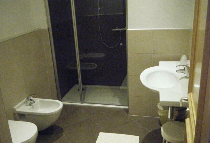 Quarto Familiar, Bertoldi