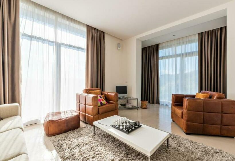 Люкс Повышенной Комфортности, Casa Colleverde