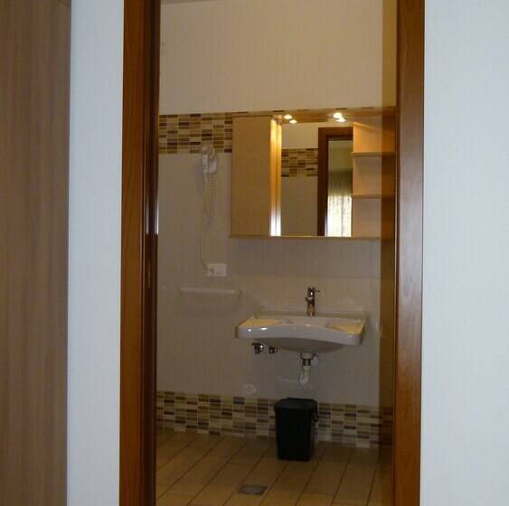 Quarto Triplo Estandar, Ideal Sottomarina
