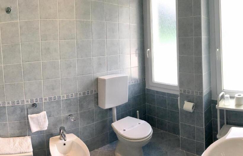Quarto Estandar Individual, Juventus