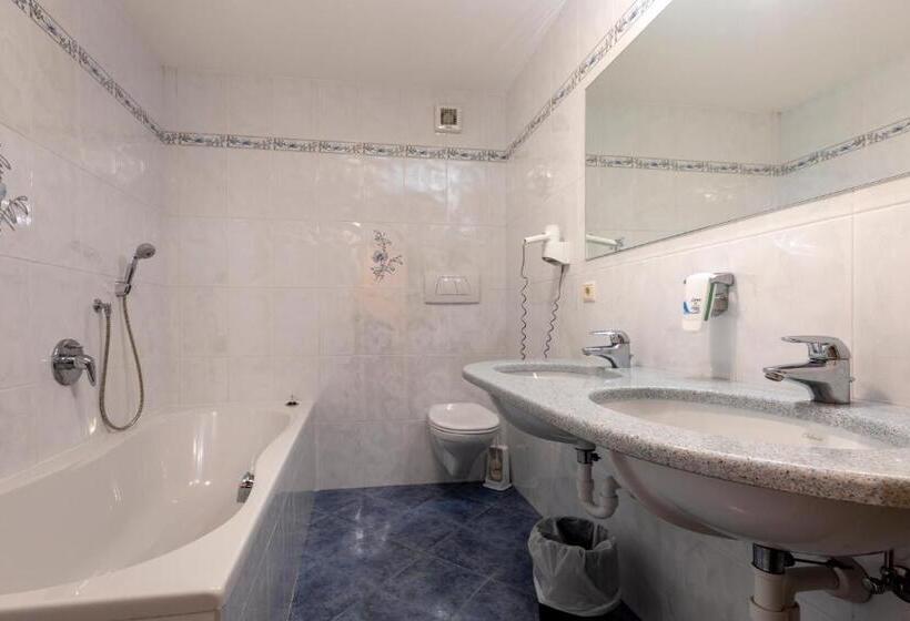 Апартаменты 2 Спальни с Террасой, Kronhof