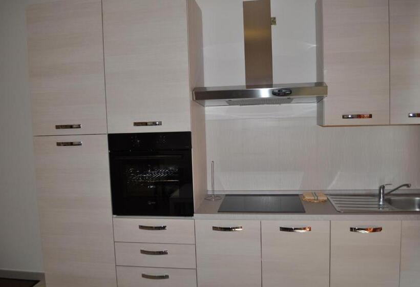 آپارتمان 2 خوابه, Residence Le Groane
