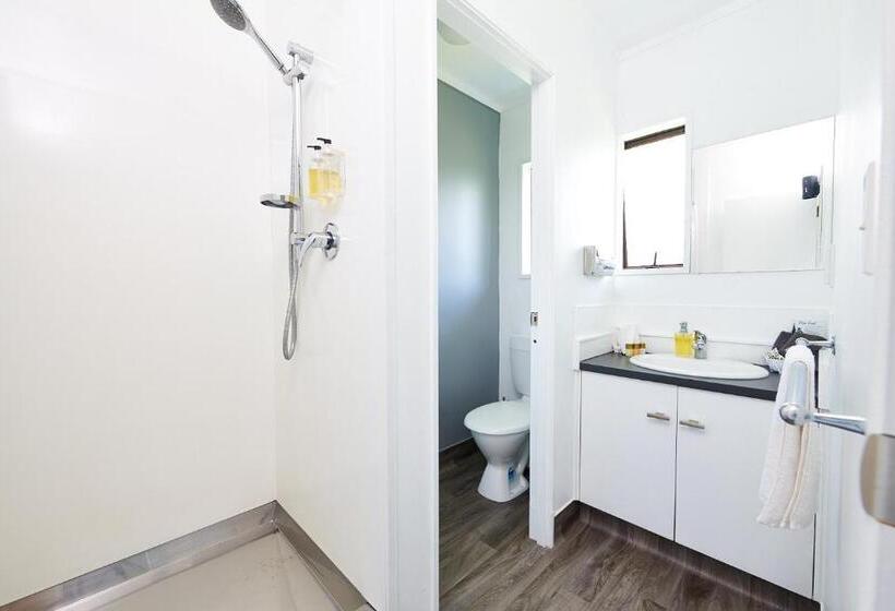 Студия Deluxe, Cobblestone Court Motel   Wenzel Motels