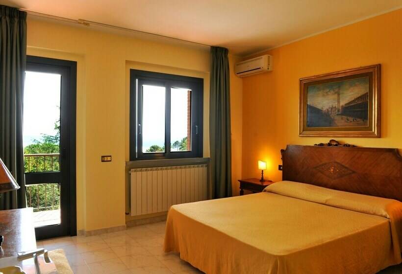 レイクビュースタンダードルーム, Bed & Breakfast Villa Sensi