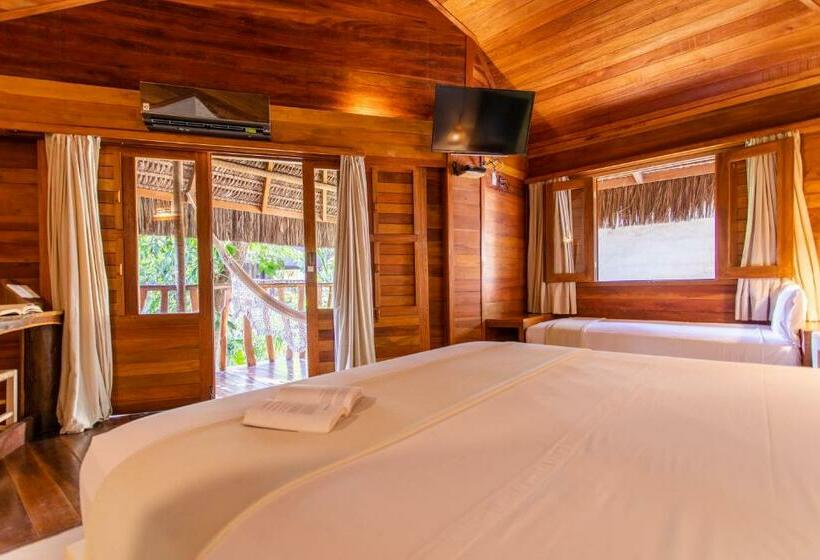 Deluxe Bungalow, Hurricane Jeri