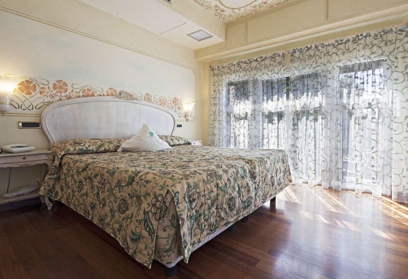 Люкс, Suite Hotel Nettuno