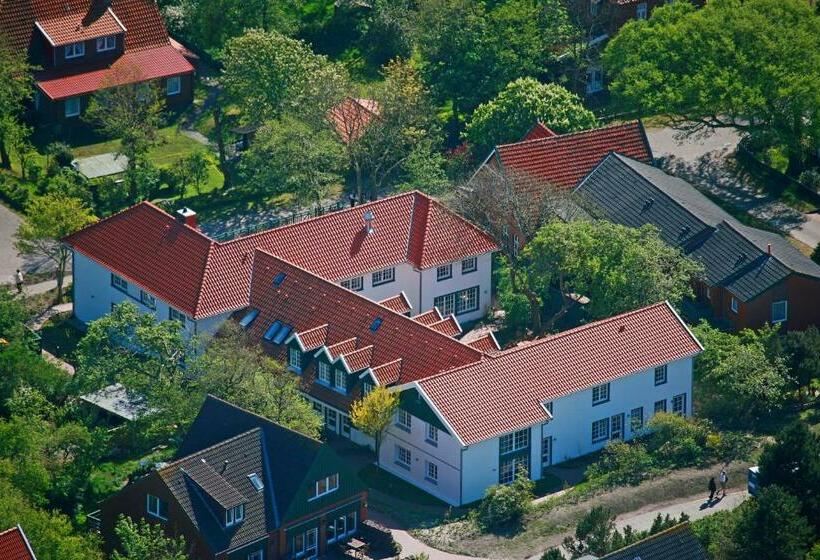 Номер Стандарт, Künstlerherberge