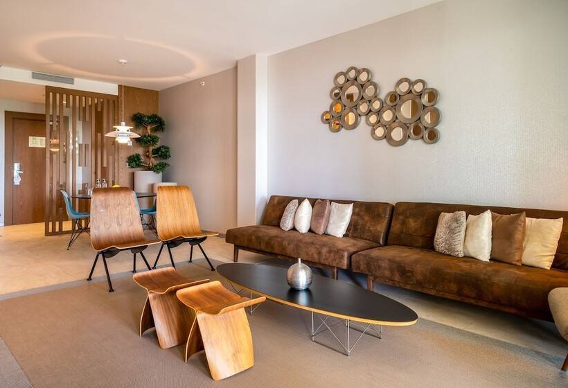 Люкс, The Oasis By Don Carlos Resort