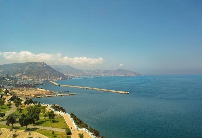 اتاق پرمیوم با چشم‌انداز دریا, Four Points By Sheraton Oran