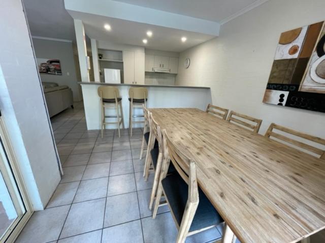 침실 2개 아파트, Mariner Bay Apartments