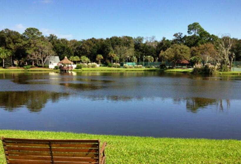 Апартаменты 2 Спальни, Evian At Shipyard By Hilton Head Accommodations