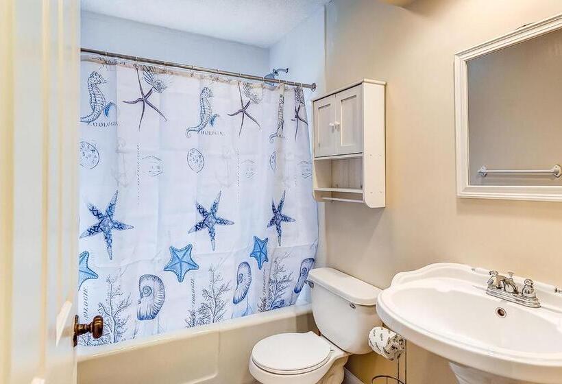 Апартаменты 2 Спальни, Evian At Shipyard By Hilton Head Accommodations