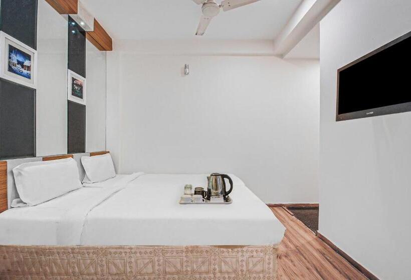 スタンダードルーム, Townhouse Eaglewood Gachibowli