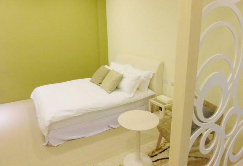 اتاق استاندارد, Soar B&b