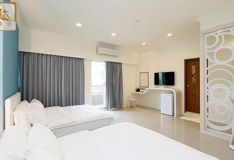 اتاق استاندارد چهارنفره با بالکن, Soar B&b
