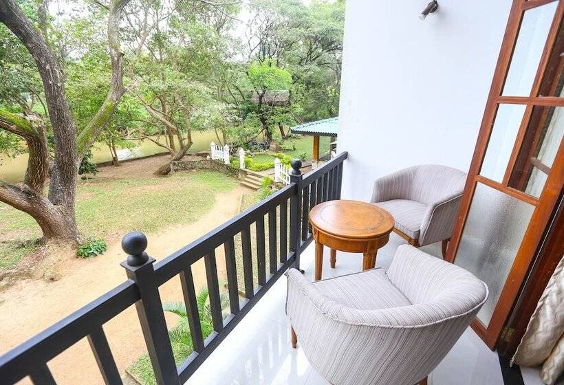 اتاق لوکس, Grand Kalundawa   Dambulla S Hidden Secret