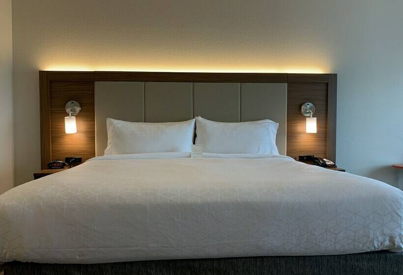 Номер Стандарт, Holiday Inn Express & Suites Danville, An Ihg
