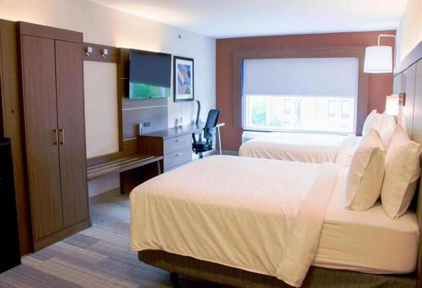Quarto Estandar para Deficientes Físicos, Holiday Inn Express & Suites Danville, An Ihg