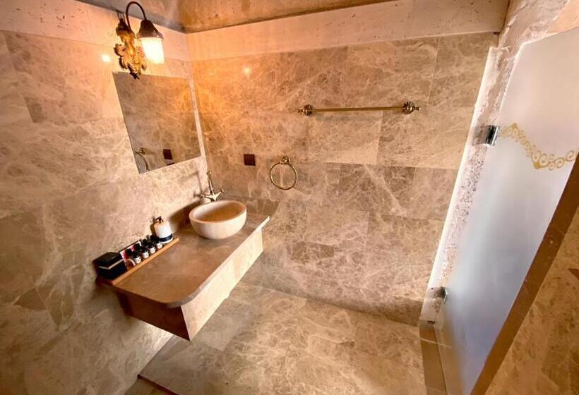 Люкс с Балконом, Mimi Cappadocia Luxury Cave