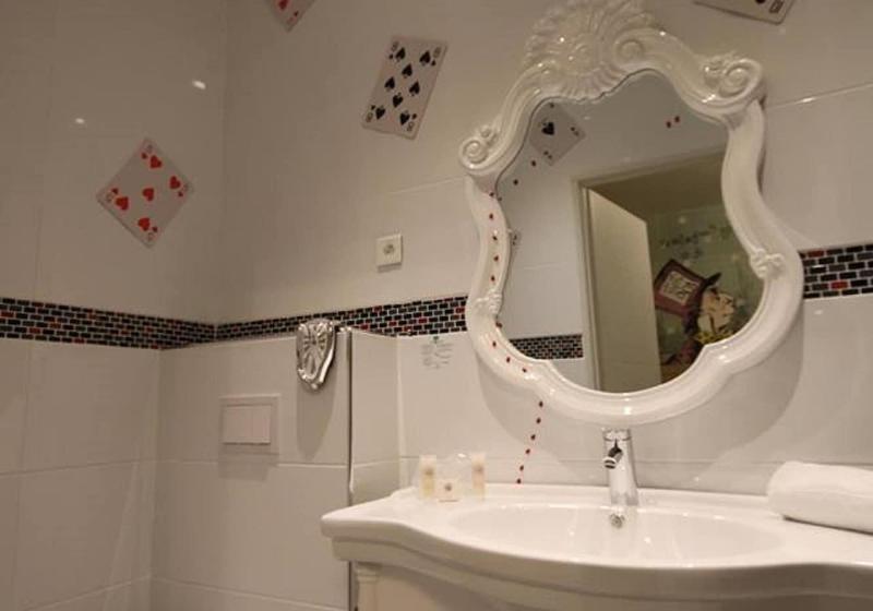 Трехместный Номер Комфорт, The Originals Boutique, Hôtel Lakeside, Biscarrosse , Lac