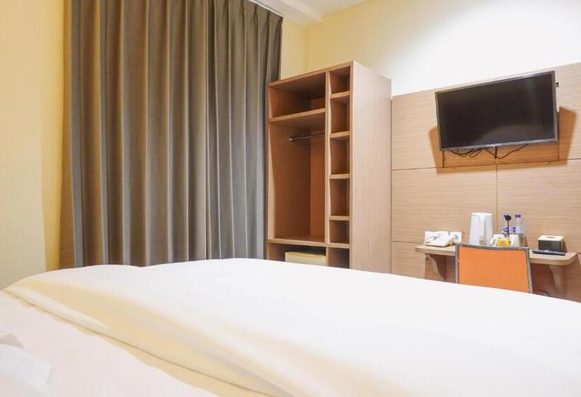 Номер Deluxe Кровать Кинг, City Hotel Mataram