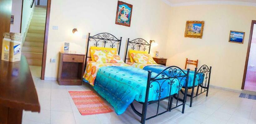 标准间, Albergo Vittoria