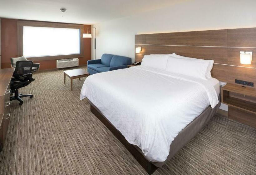 スイート, Holiday Inn Express & Suites Alpena   Downtown, An Ihg