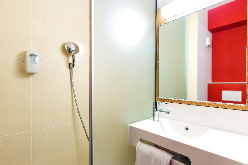 Четырехместный Номер Стандарт, B&b Hotel Toulouse Purpan Zénith