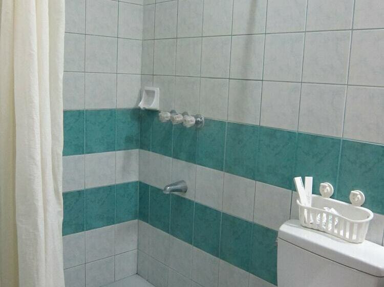 Quarto Estandar, Oftana Suites Cebu Near Oakridge