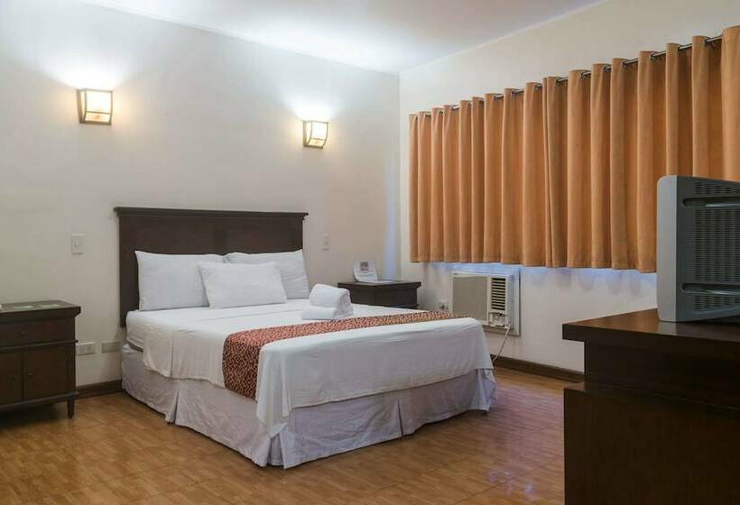 Quarto Deluxe, Oftana Suites Cebu Near Oakridge