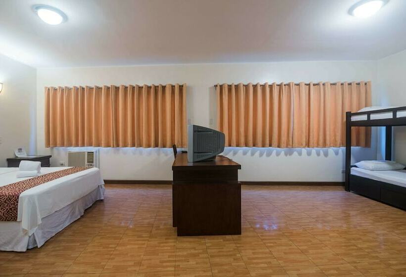 Quarto Deluxe, Oftana Suites Cebu Near Oakridge