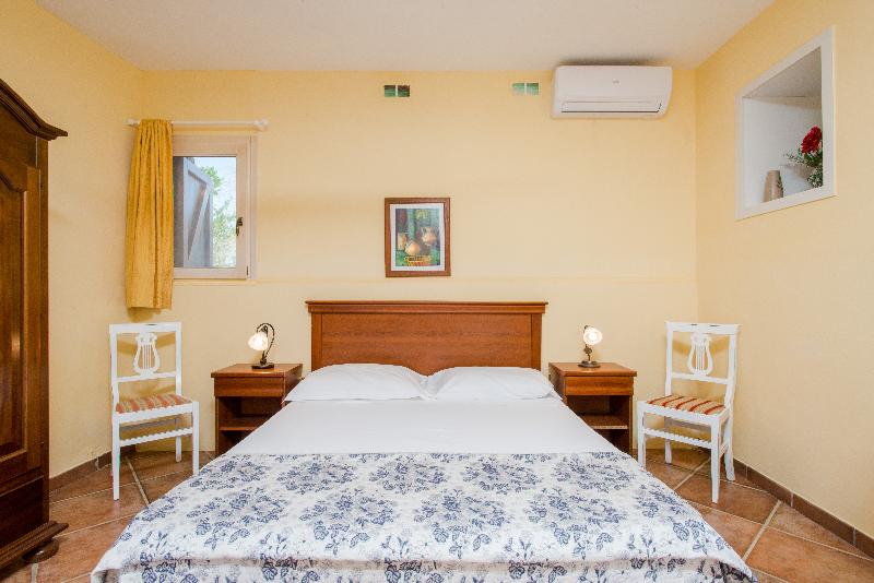 Четырехместный Номер Стандарт, Relais Masseria Casina Dei Cari