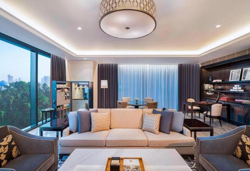 سوئیت با چشم‌انداز, The St. Regis Kuala Lumpur