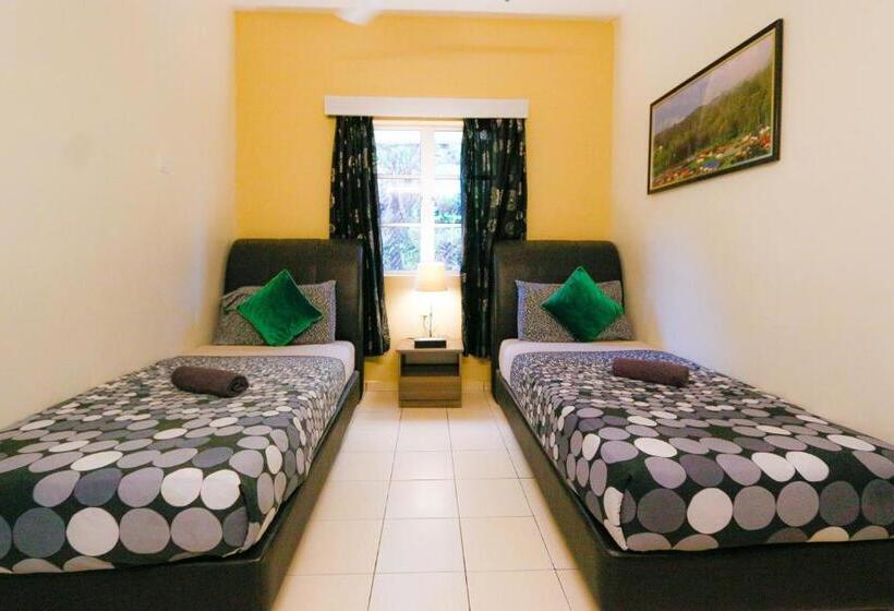 اتاق استاندارد با سرویس بهداشتی مشترک, Golden Lodge