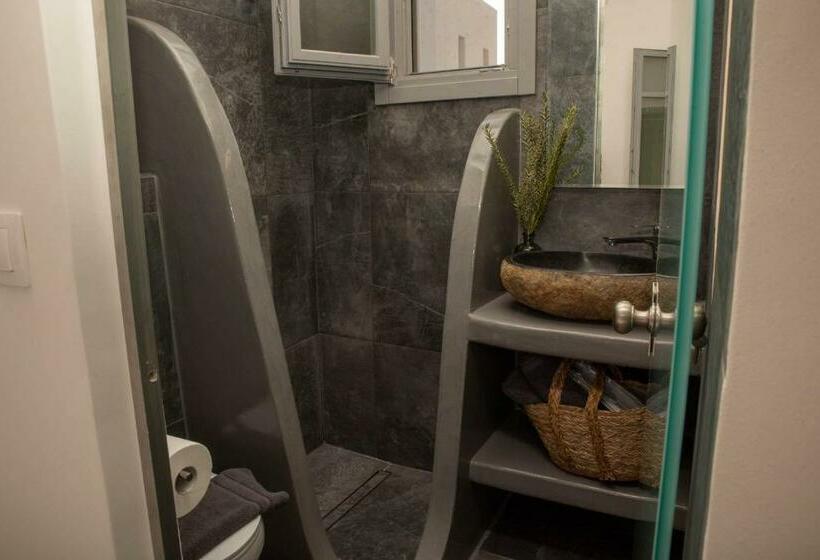 디럭스 룸, Aidani Luxurious Rooms
