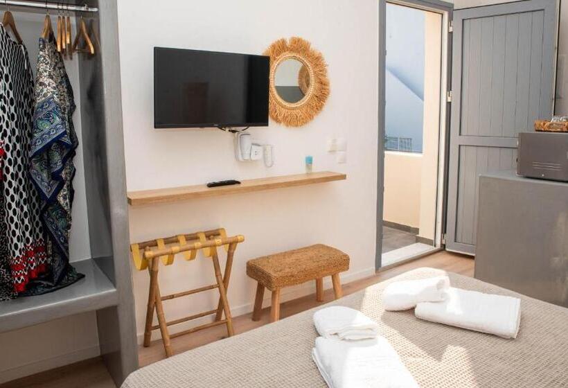 디럭스 룸, Aidani Luxurious Rooms